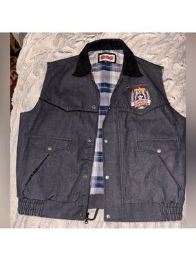 🔥RARE🔥 Gold Coast Black Denim Vest Men XL Wrangler National Final Rodeo Vegas 07
